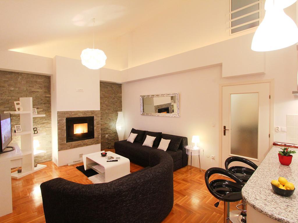 Apartment Cindy Ловран Стая снимка