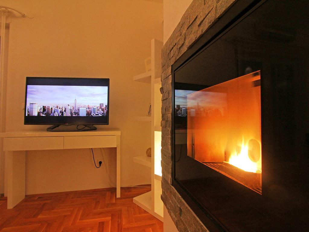 Apartment Cindy Ловран Стая снимка